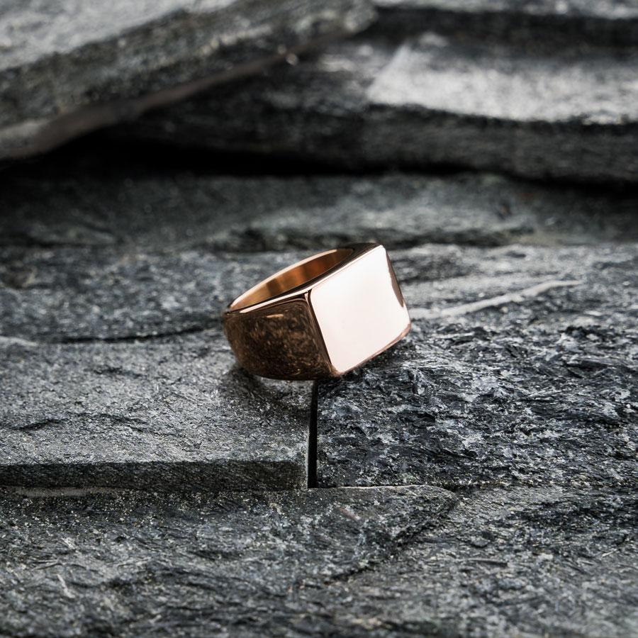 Our Rose Gold Signet Ring has been crafted to be worn on a day-to-day basis or even as a classy finishing piece. Also available in Silver, Gold & Black.